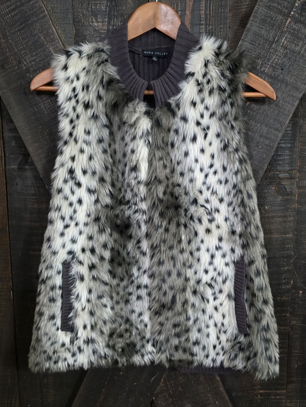 Napa Valley Faux Fur Spot-Print Non Closure Sweater Vest Small